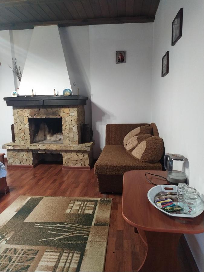 House Of Vitaliy Pochaiv Ngoại thất bức ảnh